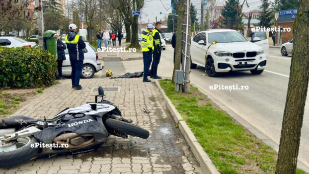 Pitești: Impact între un bolid BMW X6 și o motocicletă, în Nord