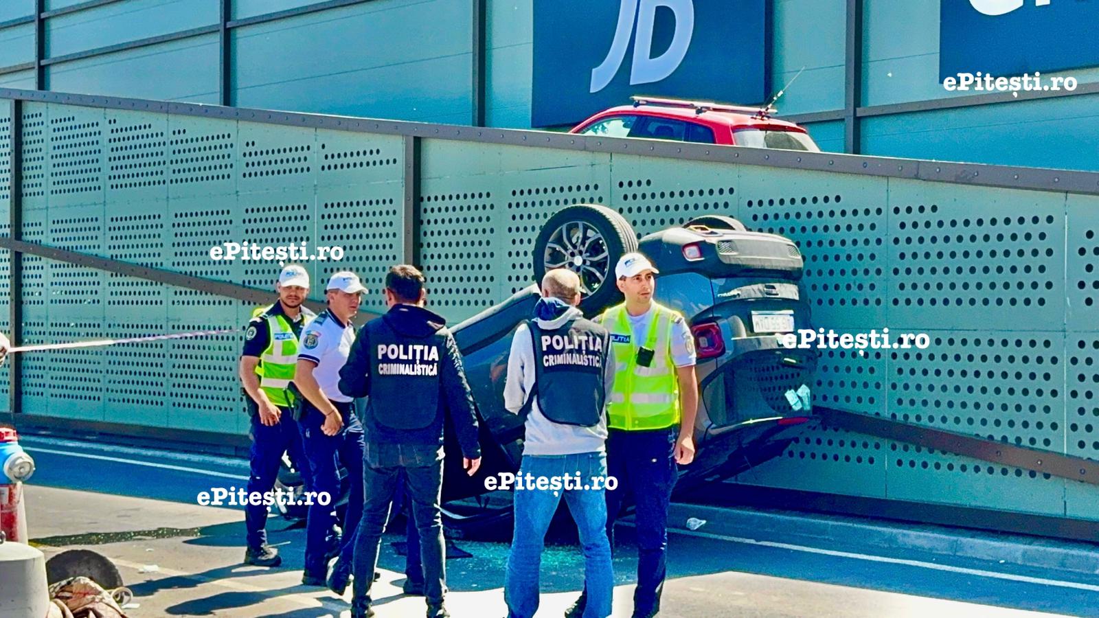 Poliția, oficial: ,,Domino" în parcare la Argeș Mall Pitești - Cum s-a produs, de fapt, accidentul grav