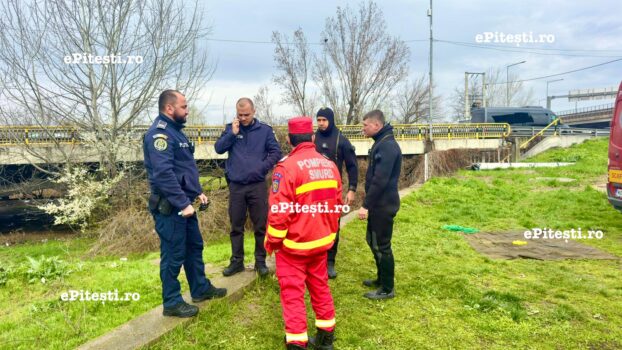 Dispariție care pune pe jar autoritățile din Argeș! Băiat de 14 ani, căutat peste tot