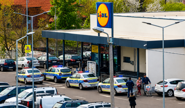 Pitești: Furt în parcarea de la Lidl
