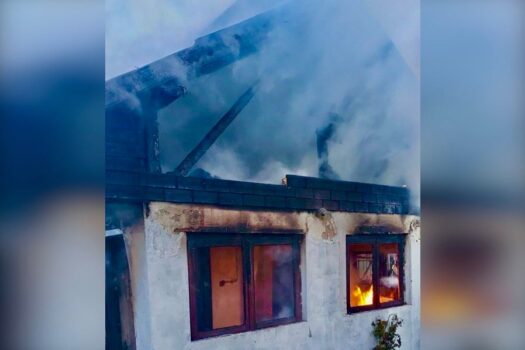 Argeș. Incendiu grav! Arde generalizat!