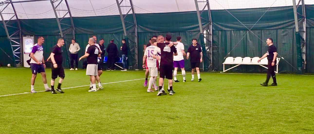 Tradiționalul meci de fotbal dinainte de raliul Argeșului 
