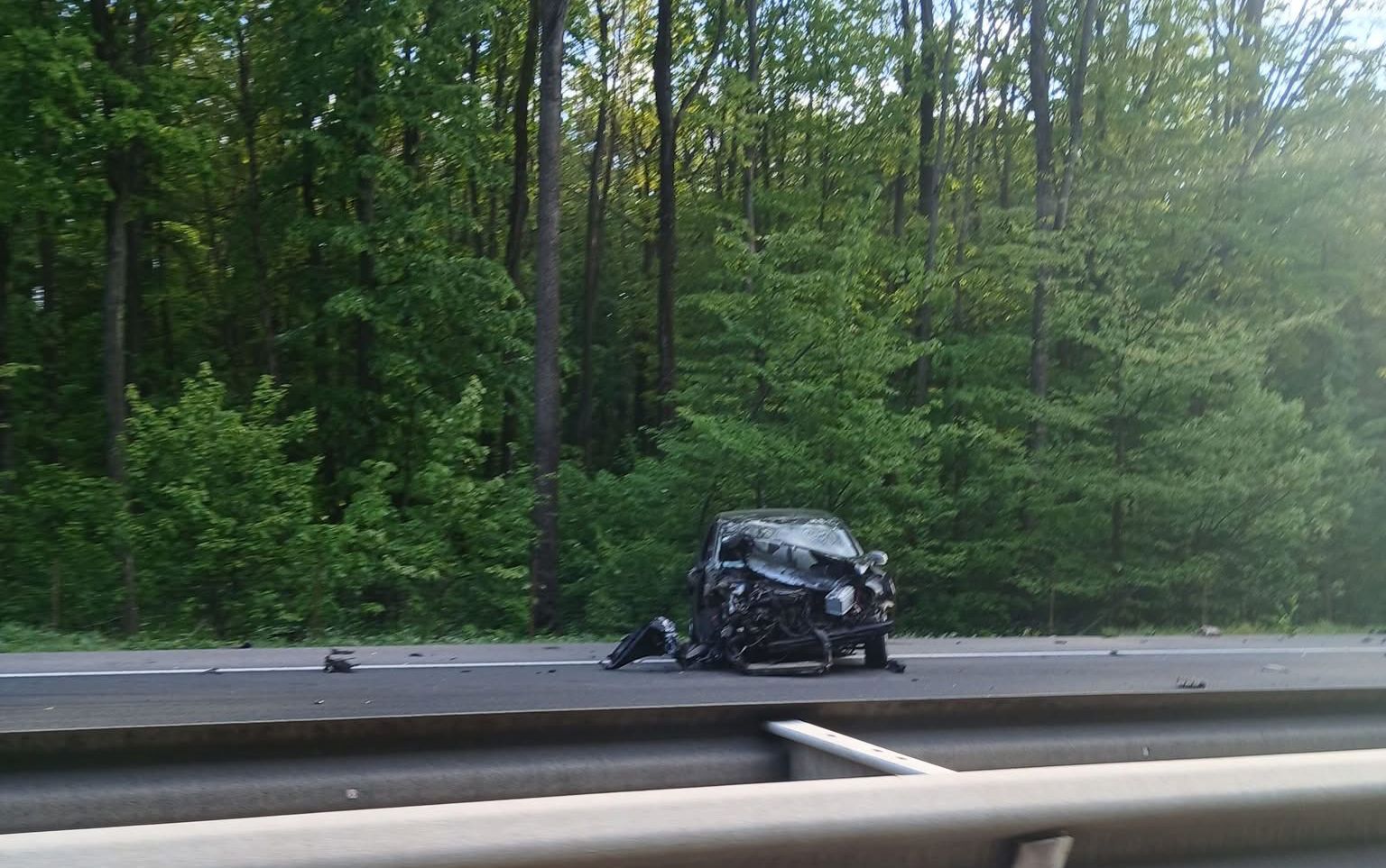 Accident deosebit de grav pe A1 Pitești-București! Mașină, praf!