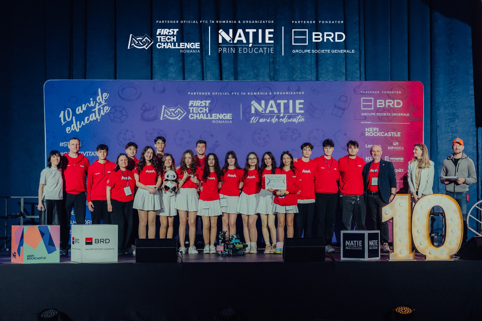 Echipa de robotică ARRA din Pitești va participa la Chicago Robotics Invitational Premier Event, în SUA