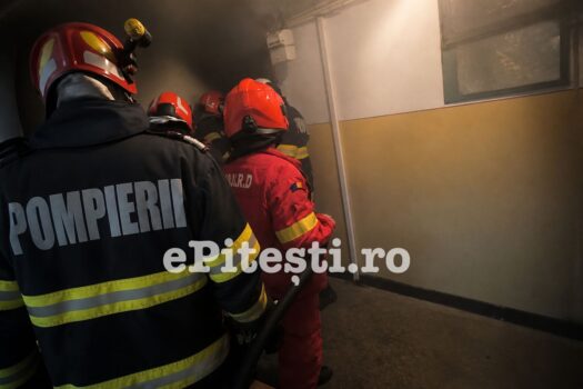 Pitești. Tensiune maximă, oameni evacuați! Este incendiu! VIDEO EXCLUSIV