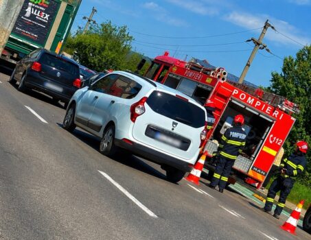 Accident în Pitești: O gravidă implicată
