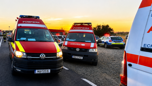 Accident deosebit de grav: Un tânăr de 19 ani a murit, altul de 18 ani este în stare critică