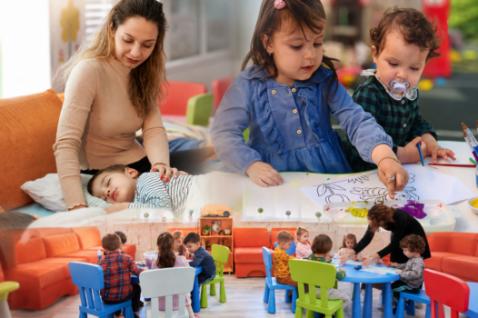 Tot mai mulți părinți aleg „Universul Copilăriei” – creșa și grădinița din Pitești creată special pentru copii