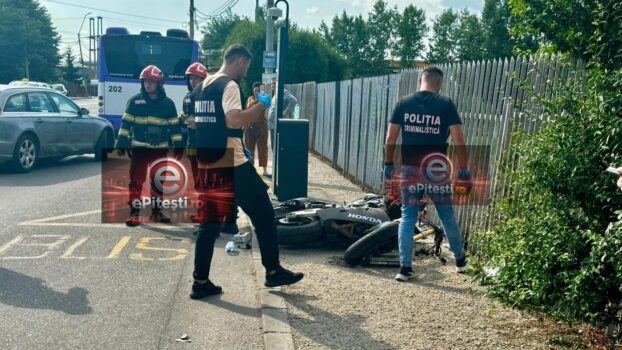Polițiști implicați într-un accident grav în Pitești!
