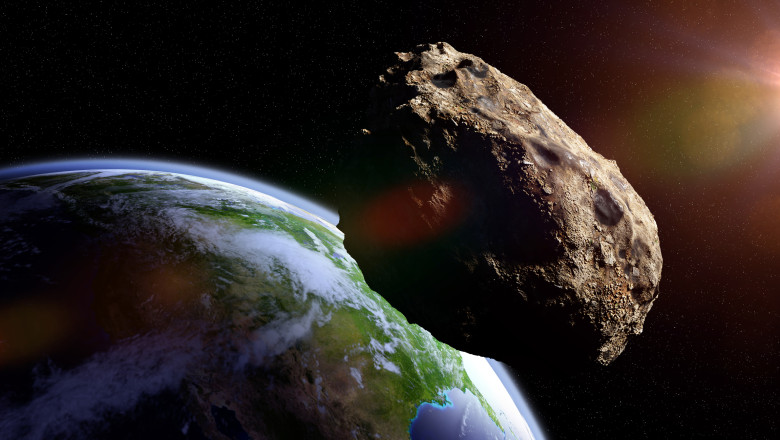 Un asteroid uriaș se apropie de Pământ
