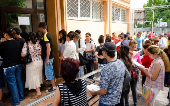 Emoții pentru elevi și părinți: Începe Evaluarea Națională 2026. Calendarul complet, programul probelor și informații deosebit de importante