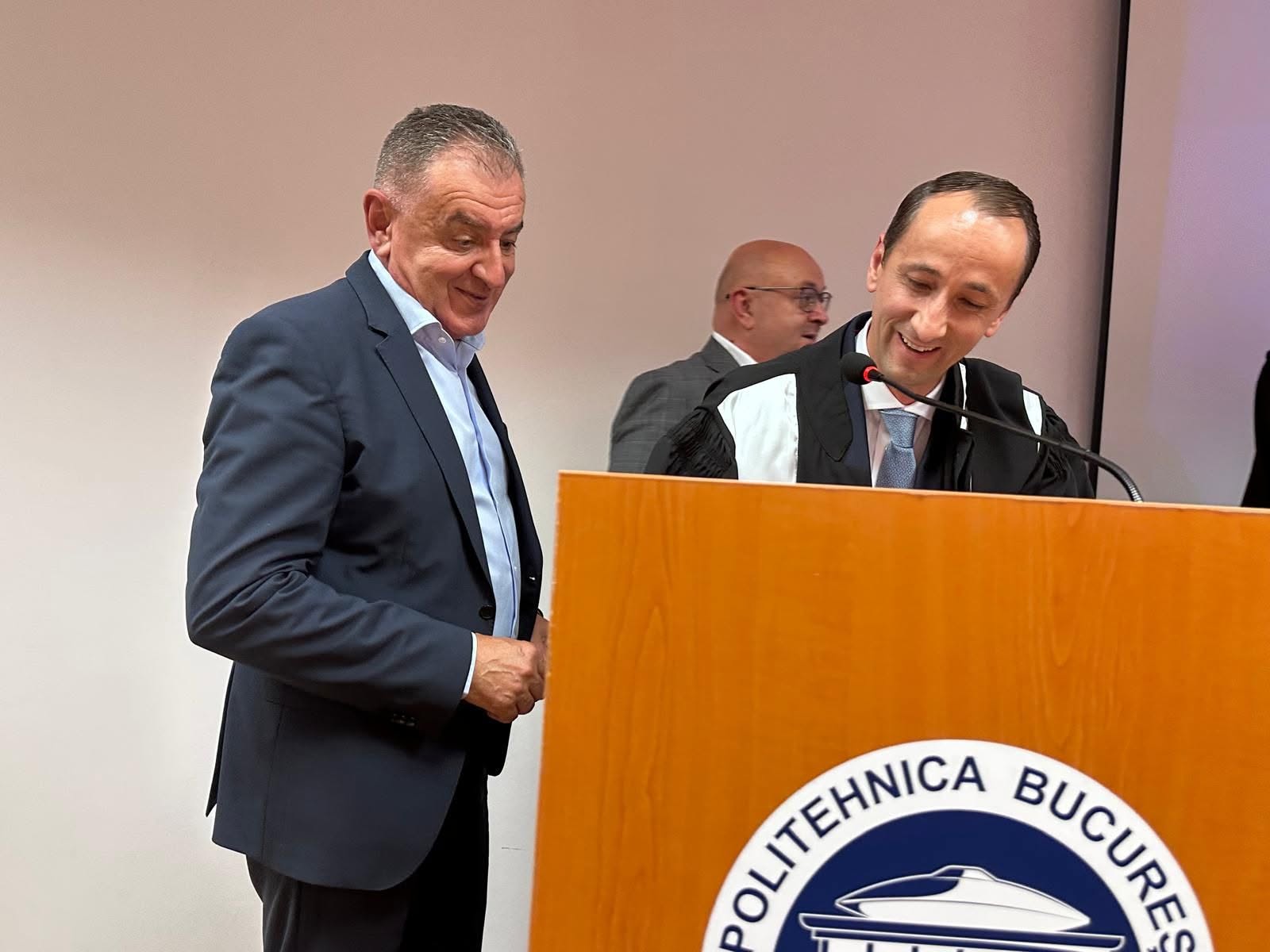Gentea, la ceremonia Doctor Honoris Causa: „Un adevărat ambasador al României”
