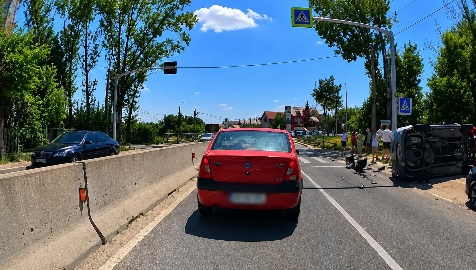 Accident grav pe DN73 lângă Pitești! O mașină s-a răsturnat
