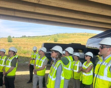 Delegație NATO, vizită neașteptată pe șantierul Autostrăzii Sibiu–Pitești