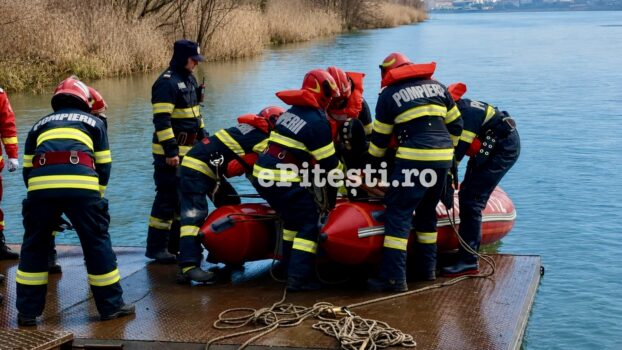 Tragedie la scăldat! O fată de 17 ani s-a înecat
