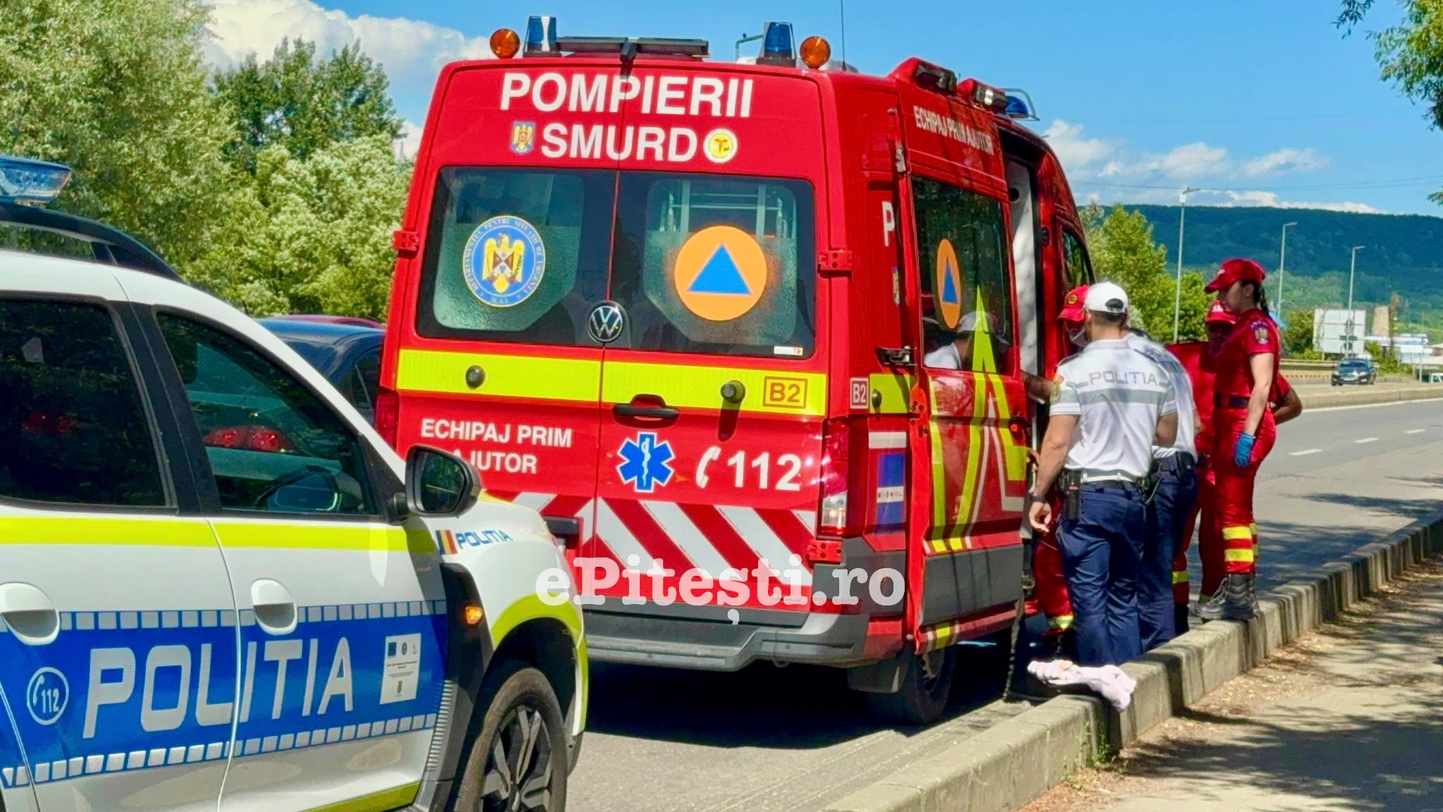 Accident rutier grav în Stoenești, Argeș (DJ 725)! O mașină a ajuns în șanț