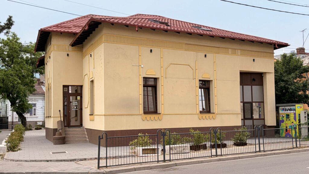 Takos King Pitești, închis