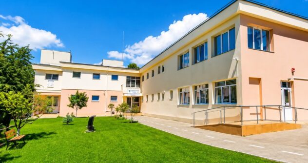 Instituție publică din Argeș angajează infirmier. Se organizează concurs pentru ocuparea postului