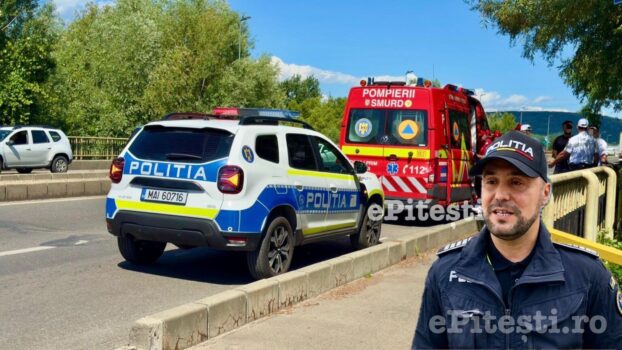 Poliția Argeș/OFICIAL: Șofer rupt de beat a intrat cu vehiculul electric în porțile unei case