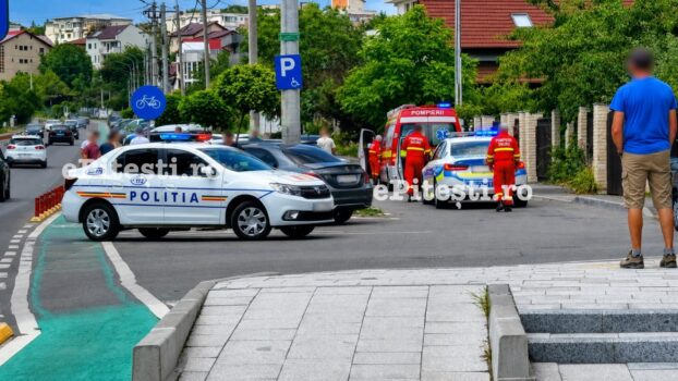 Accident lângă Pitești Arena: Șofer de 18 ani, implicat în eveniment cu o mașină nou-nouță