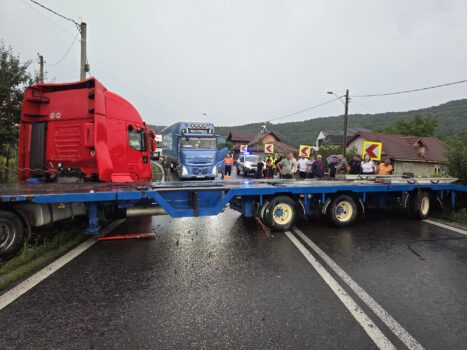 DN7 Pitești – Sibiu, blocat total! Accident, ACUM!