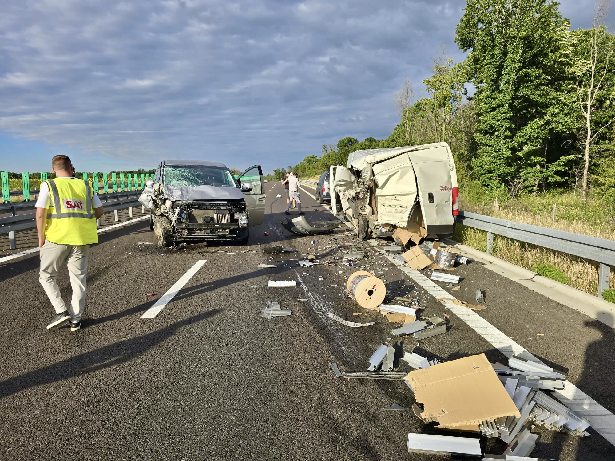 Argeș. Haos pe DEx12! Accident grav: Traficul spre Craiova, blocat complet
