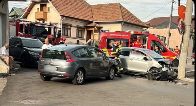 Accident grav la Curtea de Argeș!