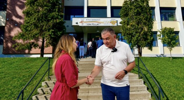 Pitești/Școala „Ion Pillat” – Gentea, după investiții masive: „Arată totul minunat, trebuie doar sa întrețineți”