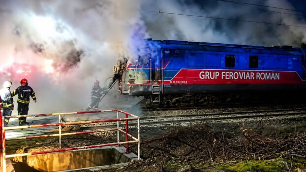 Incendiu la o locomotivă în Stâlpeni, Argeș!