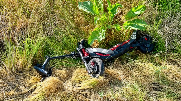 Accident mortal pe DN19E, în Bihor: Copil de 14 ani pe trotinetă electrică, lovit de o mașină. Nu purta cască de protecție