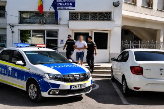 Bărbat din Pitești, reținut după o serie de încălcări grave ale legii