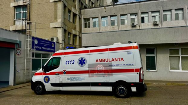 SAJ Argeș angajează 4 asistenți medicali la Pitești, Mozăceni, Costești și Câmpulung
