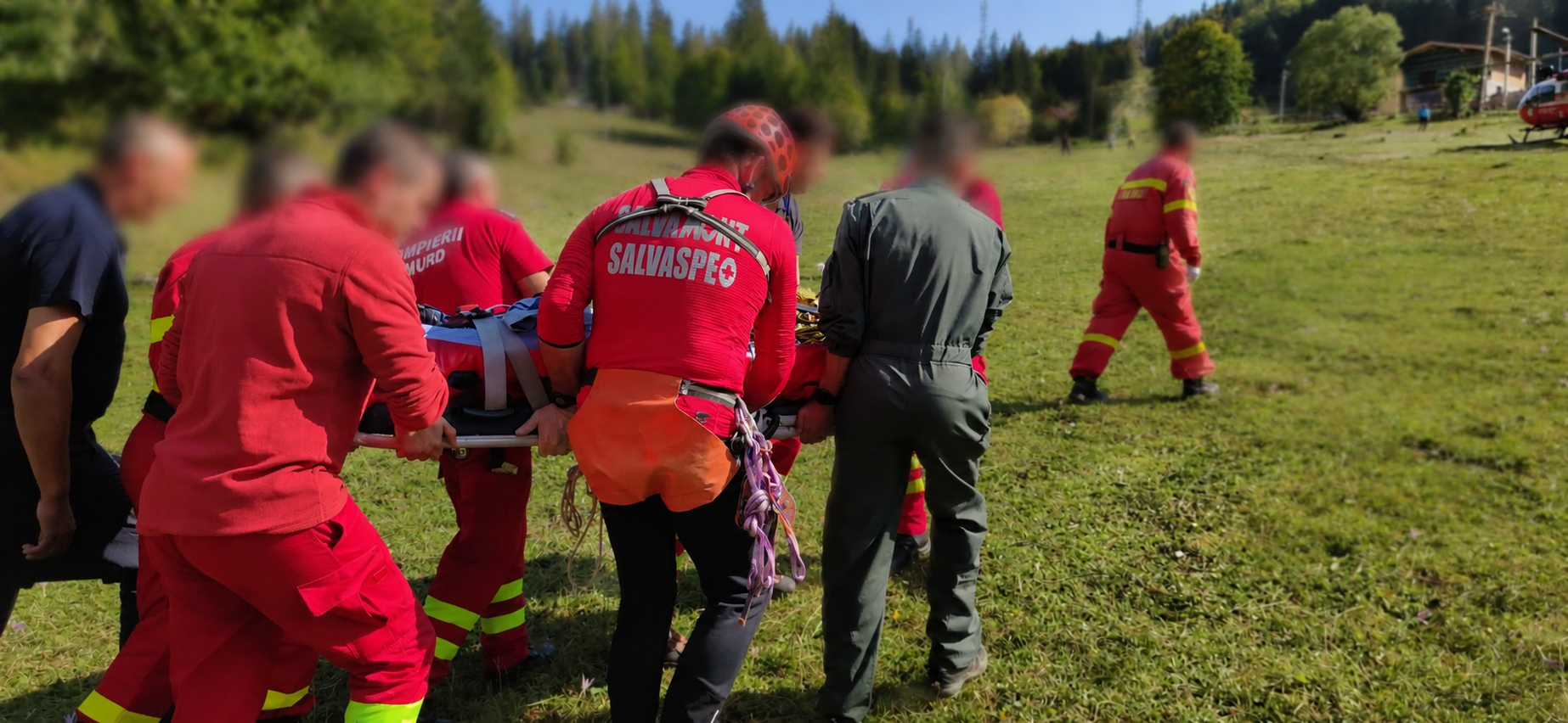 Disperare în Argeș: Tânăr de 35 de ani, prăbușit inconștient sub ochii soției