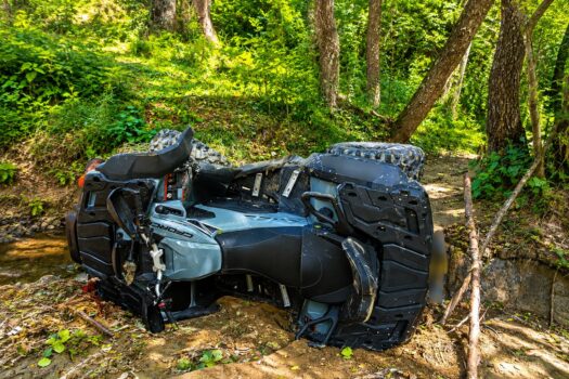 Accident grav în Argeș, la Vlădești: ATV răsturnat, un bărbat a murit, altul a ajuns la spital