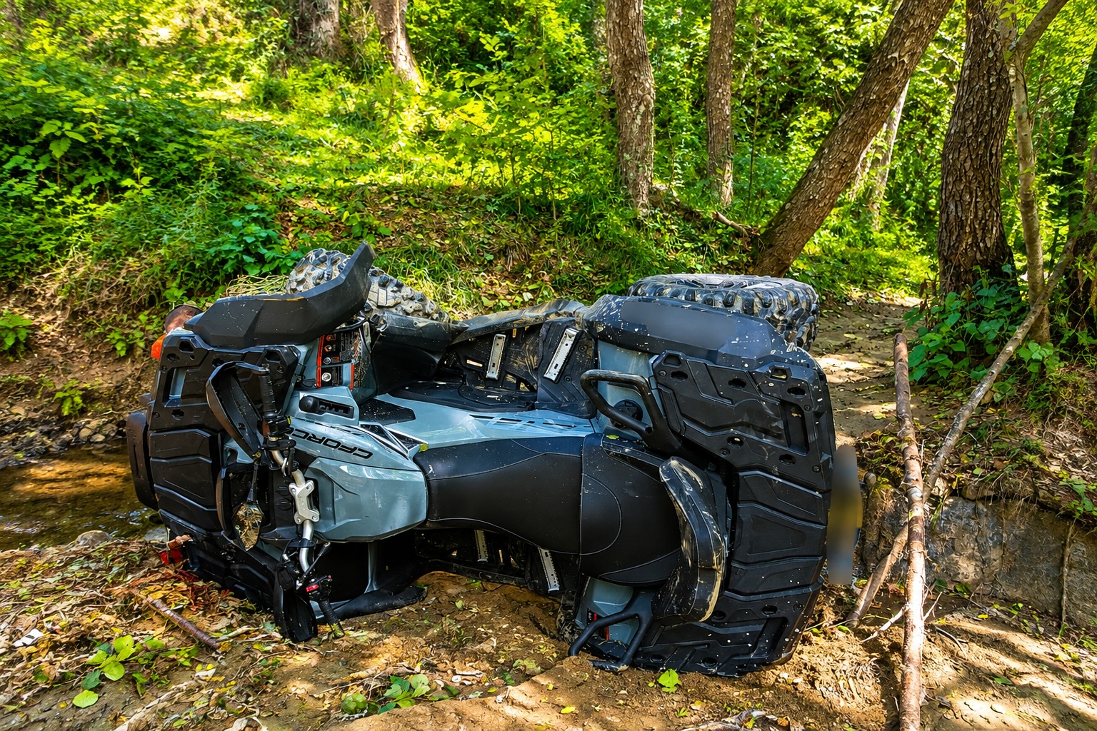 Accident grav în Argeș, la Vlădești: ATV răsturnat, un bărbat a murit, altul a ajuns la spital