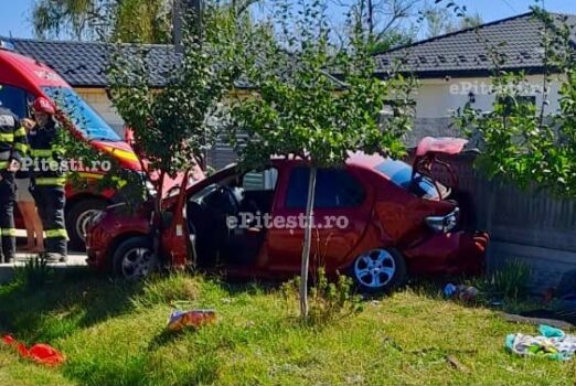 Accident grav la Poiana Lacului. Femeie transportată la spital