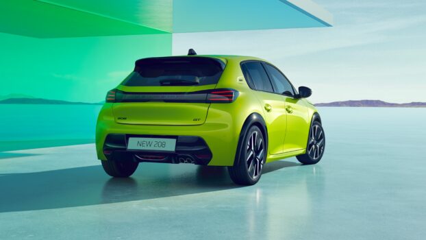 Peugeot 208 la Eurial Pitești: Hybrid, benzină sau electric
