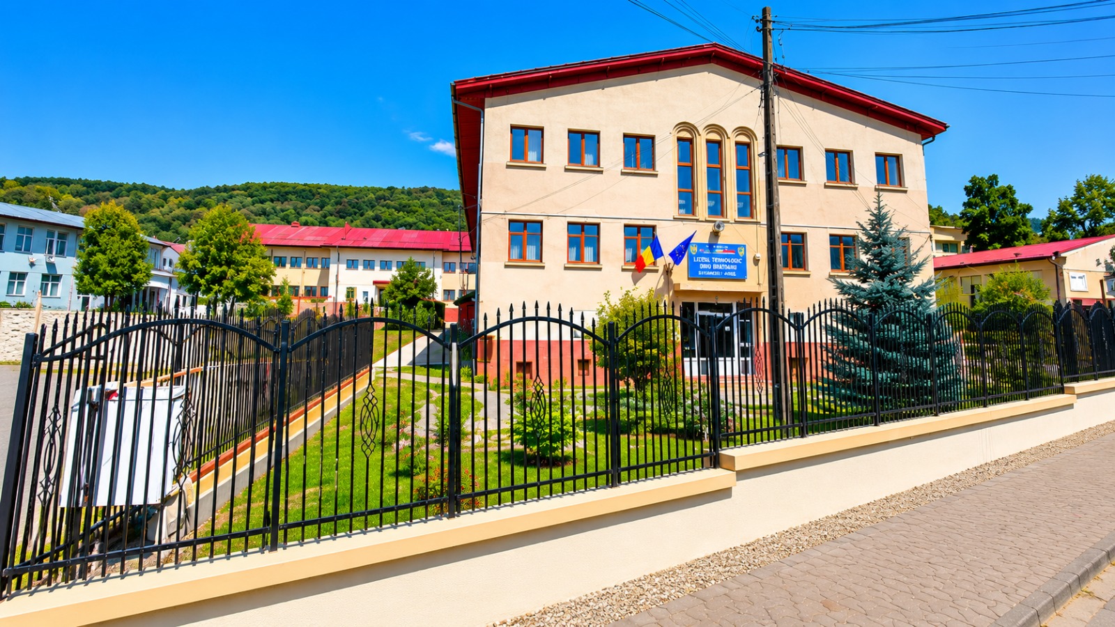 Un liceu din Argeș face angajări pe perioadă nedeterminată. Concurs în septembrie