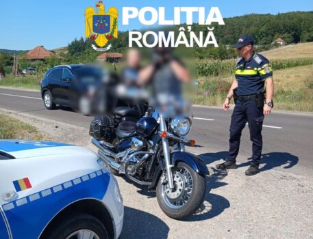 Curtea de Argeș: Polițiștii au luat la control motocicliștii. Amenzi uriașe