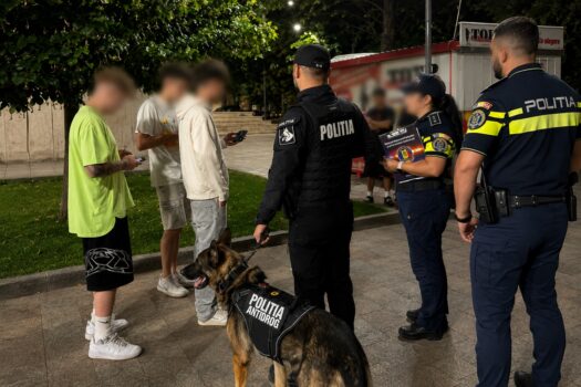 Poliția Argeș ,,a descins” printre tineri! Acțiune-fulger înainte de începerea școlii