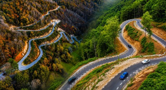 Translucani, șoseaua spectaculoasă nouă care face concurență Transfăgărășanului. De ce vin turiștii aici