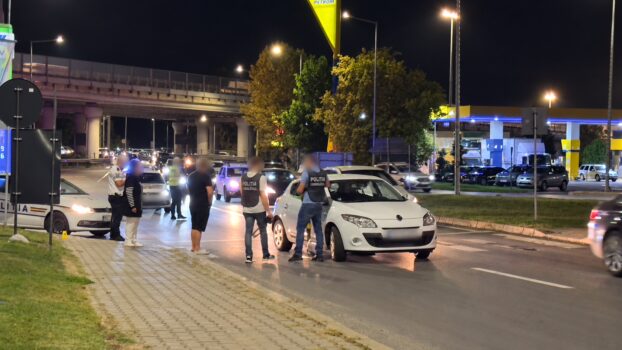 Accident la ieșirea din Pitești. Ce a făcut o femeie de 83 de ani aflată la volan