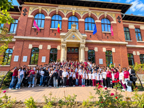 Colegiul „Brătianu” dă din nou exemplu la Pitești: 170 de elevi s-au implicat în Curățenia Mondială