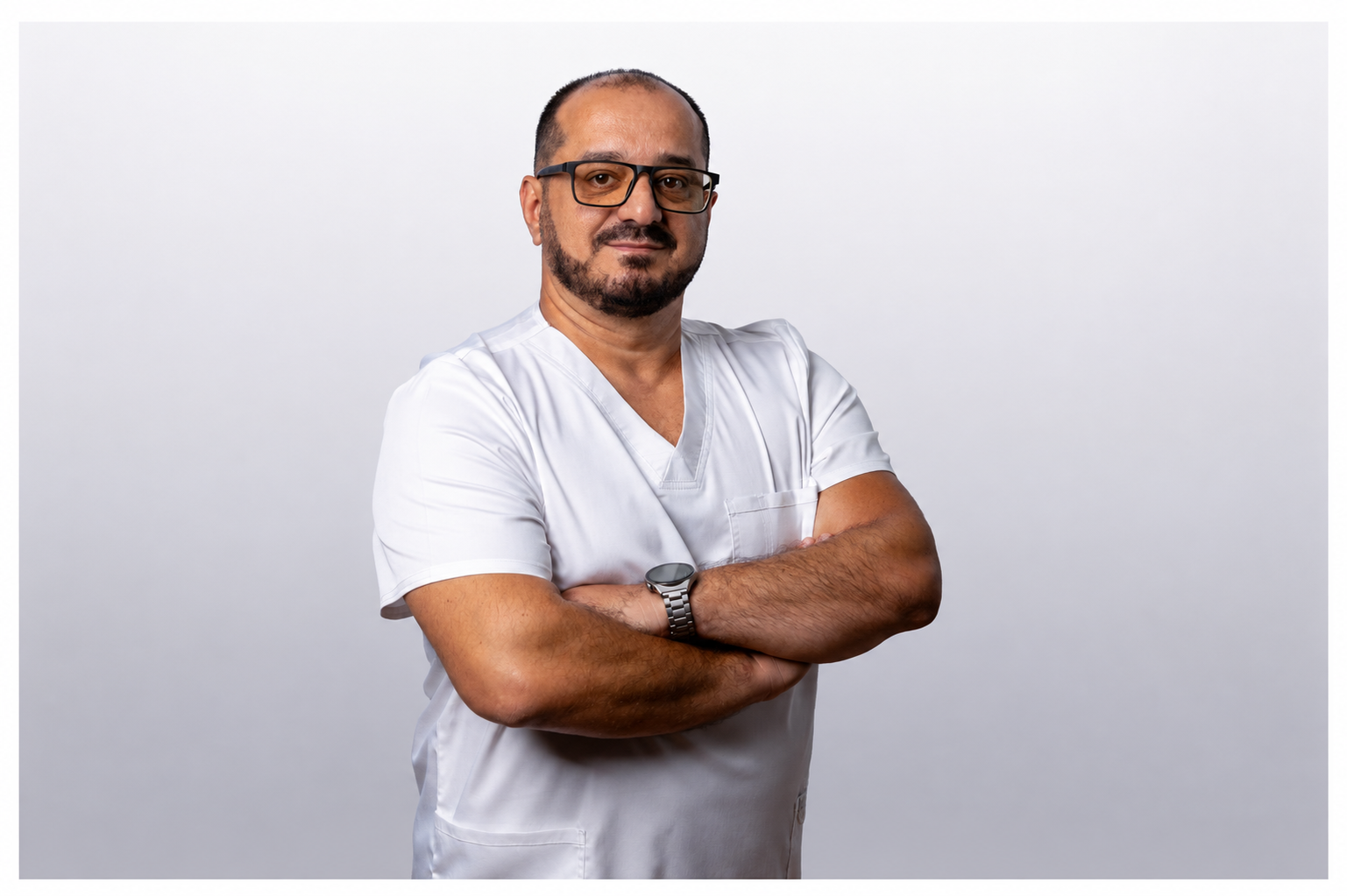 Dr. Deaconu Petrică Marian, medic primar chirurgie generală: Când trebuie operat granulomul de fir. Peste 20 de ani de experiență