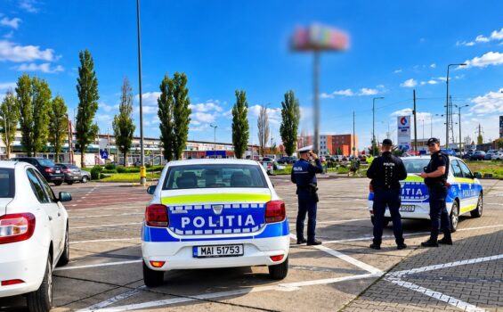 Grav în parcarea unui supermarket din Pitești!
