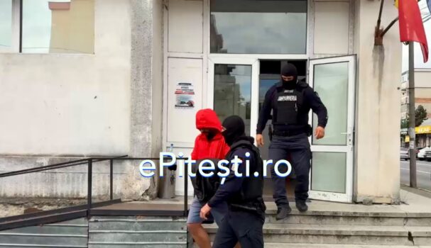 EXCLUSIV. Pitești. Cine este polițistul de la Secția 2 (Găvana), ridicat de mascați și DIICOT