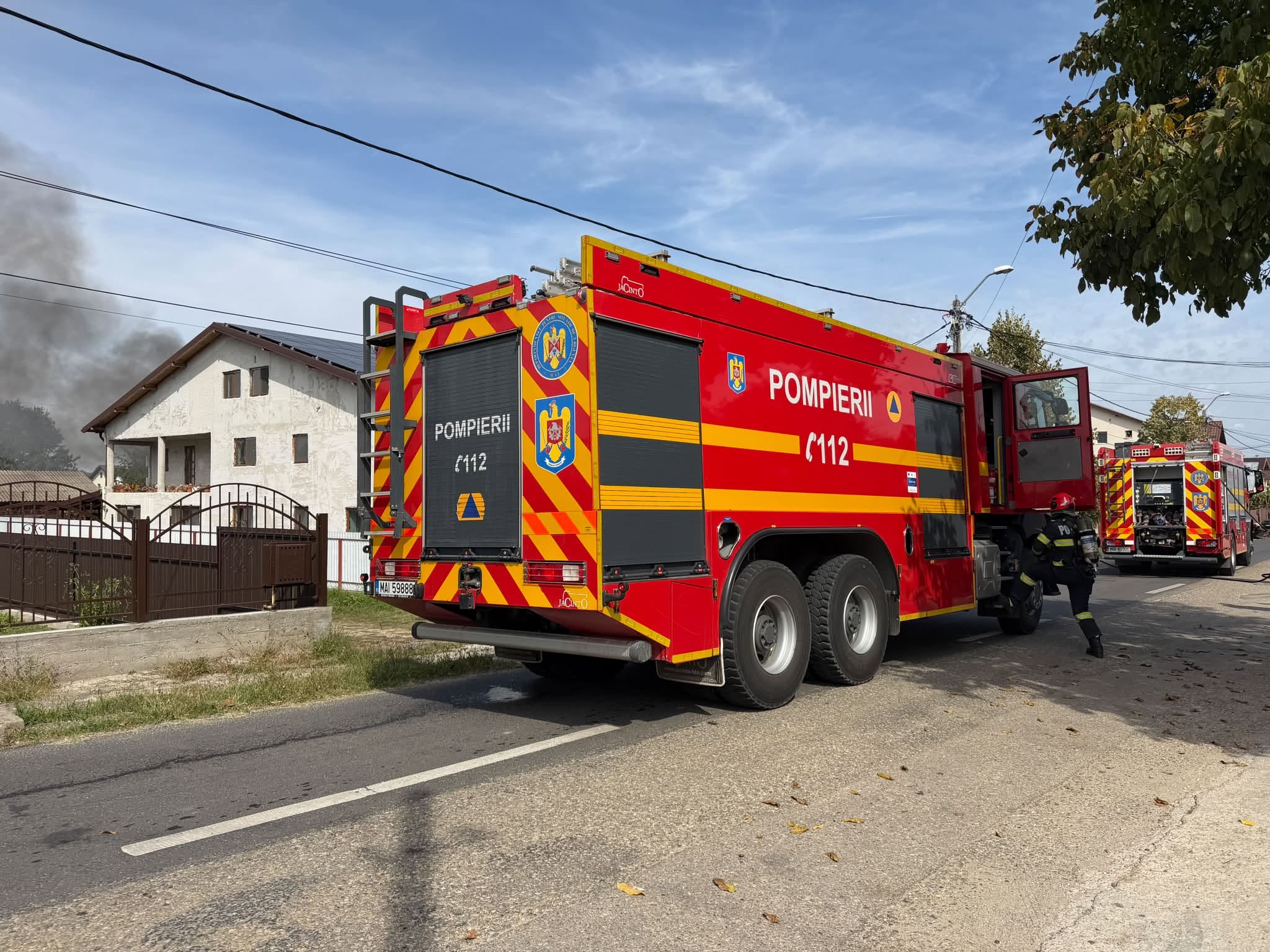 Incendiu la o anexă gospodărească în Bascov, Argeș