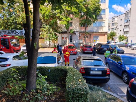 Pitești: Pericol lângă Școala Gimnazială Tudor Arghezi – Pompieri, jandarmi și poliția la fața locului