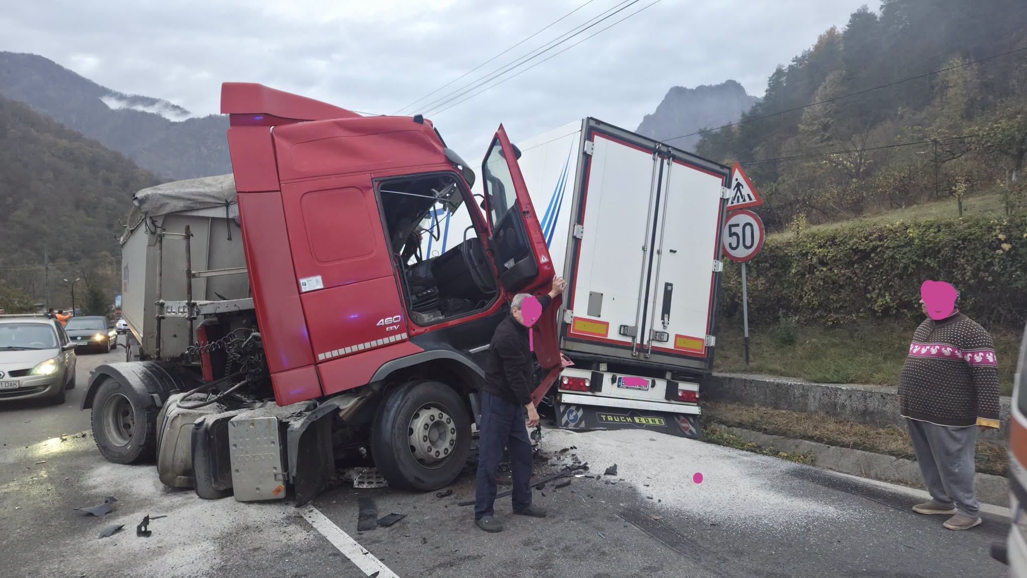 Accident deosebit de grav pe Valea Oltului! Trafic blocat total pe DN7