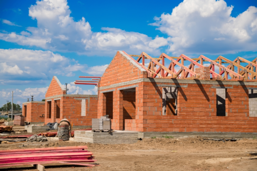 Racordare gratuită la utilități pentru cei care construiesc prima casă